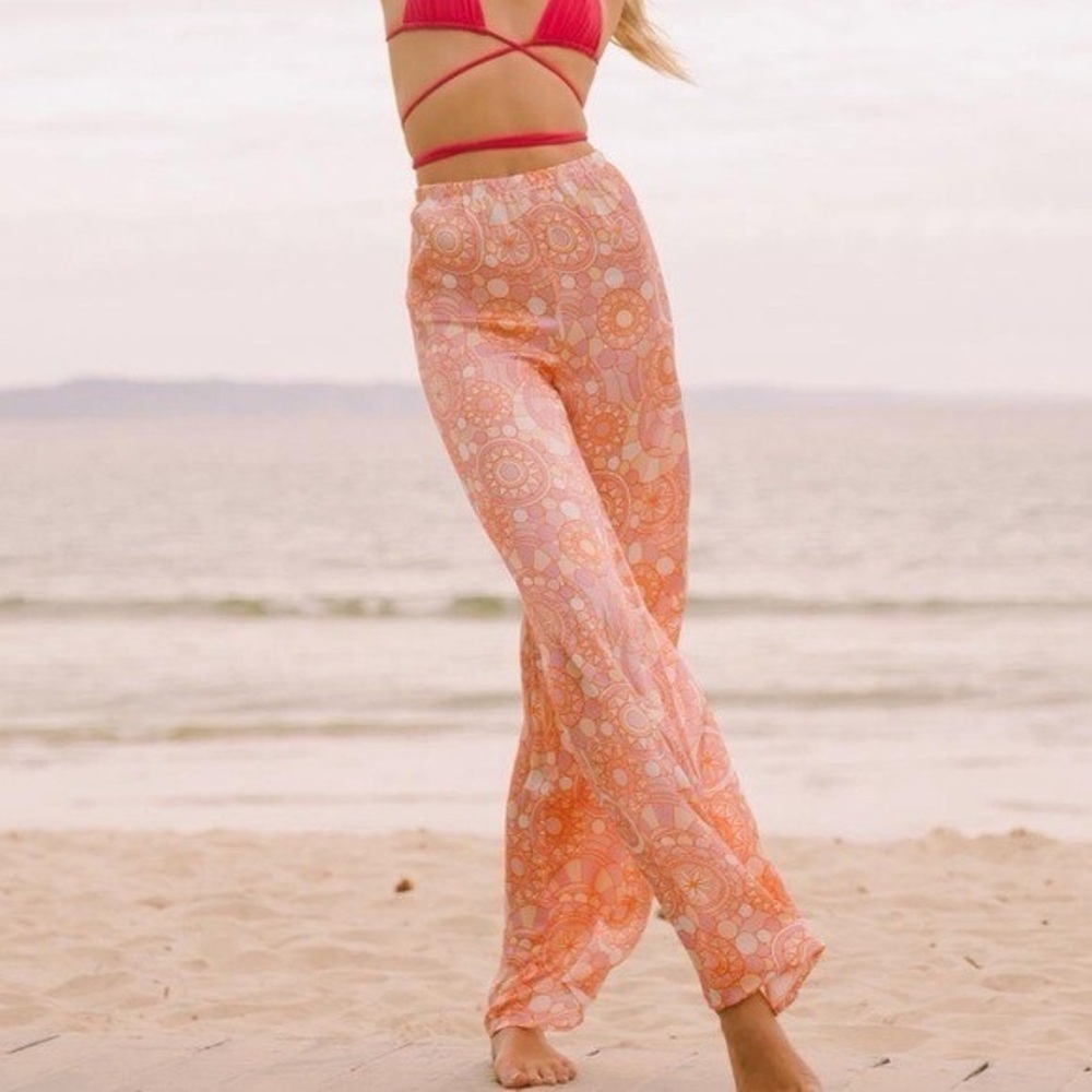 Araminta James M Capri Orange and Pink Satin Set